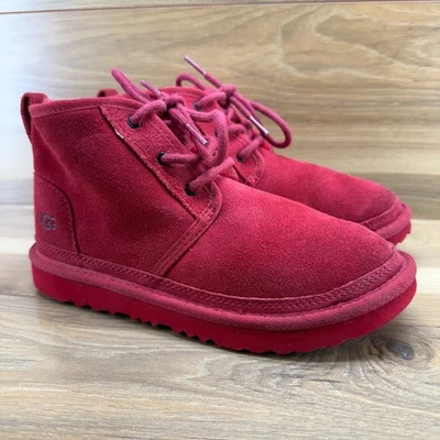 UGG Juvenil Niños Grandes Talla 4 Neumel Chukka Rojo Gamuza Piel de Oveja Forrado Foto 1 de 4