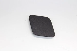 2018-2024 CHEVROLET TRAVERSE CENTER CONSOLE MOUNT BOLT HOLE CAP TRIM OEM - Picture 1 of 5