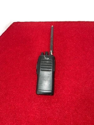 ICOM IC-F11 Two-Way Radio 136-174 MHz Battery, Antenna - Image 1 of 3