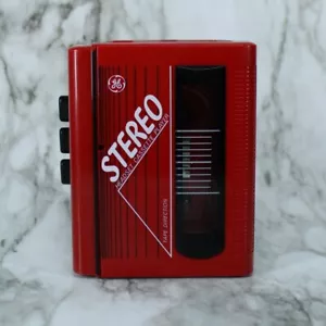 *VINTAGE* G.E. Stereo Headset Cassette Player - Rot - Model No. 3-5460B - Bild 1 von 7