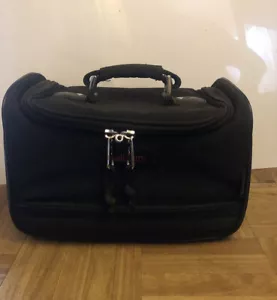 CARLTON / SALISBURY BLACK TRAVEL BAG LOCKABLE SMALL HANDLE & SHOULDER STRAP - Picture 1 of 11