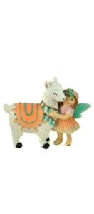 Lama mit stehender Fee, Fee umarmt ein Lama, Frühlingsgartenfee - Bild 1 von 2