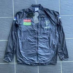 Chaqueta de Correr AFL Collingwood Magpies 125 Años Nueva con Etiquetas Talla M Ligera Bolsillo con Cremallera - Imagen 1 de 16