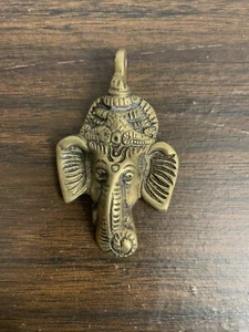 "Colgante de latón liso Ganesh acabado dorado colgante Ganesh: 2,5""" - Imagen 1 de 3