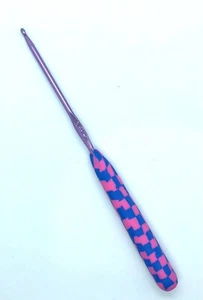 Handmade Polymer Clay Crochet Hook 3mm. Beautiful Colourful handle. - Picture 1 of 2