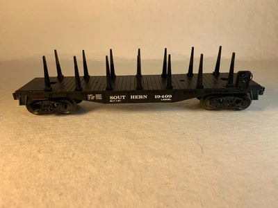 LIONEL 6-19409, SOUTHERN FLAT CAR w/STAKES, OB (1991) - Image 1 of 4