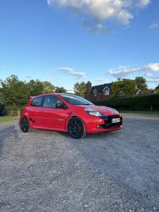 Renault Clio RS200 Cup - Picture 1 of 16