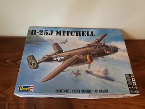 New Revell 1:48 Scale B-25J Mitchell Airplane Plastic Model Kit - Picture 1 of 9