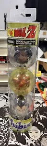 2004 Dragonball Z Chibis SS4 Goku, SS4 Gogeta, SS4 Vegeta - Picture 1 of 3