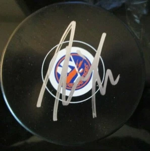 JOSH BAILEY SIGNED NEW YORK ISLANDERS HOCKEY PUCK w/ COA - Picture 1 of 1