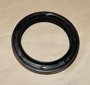 Inner Axle Hub Oil Seal FTC4785 Fits 87-99 Land Rover Discovery 1 NIB 232B - Picture 1 of 4