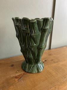 Vintage & Rare, Art Deco, Sylvac Green Bamboo Vase Pattern 2754, 15.5cm Tall - Picture 1 of 8