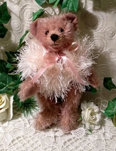 Abbigliamento orso gilet frange rosa 6 cm all'uncinetto orsacchiotto vestiti all'uncinetto OOAK - Foto 1 di 3