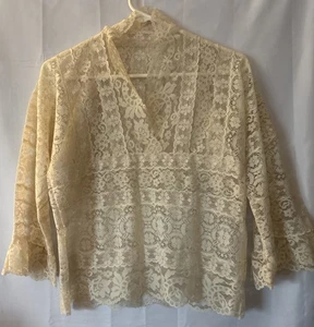 Victorian Style Vtg Cream Patchwork Lace Cutout Bell Sleeve Tunic Top Size S/M - Picture 1 of 9