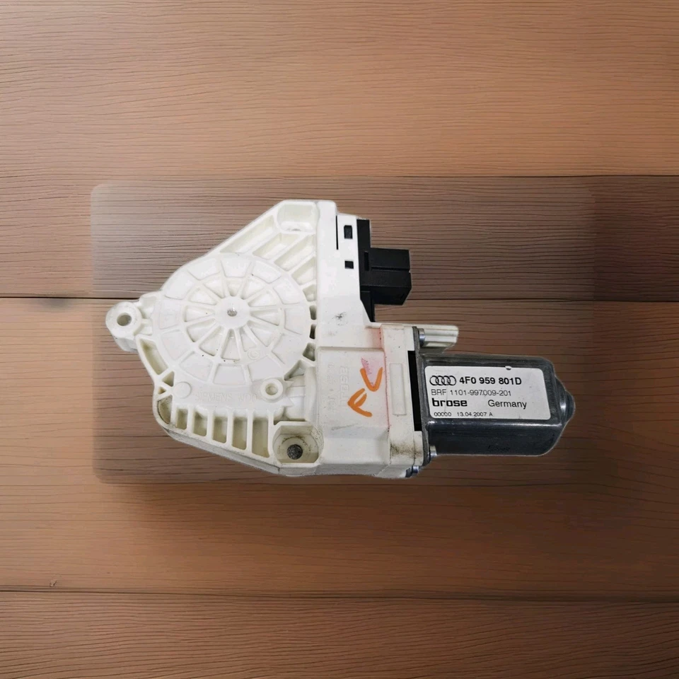 AUDI A6 2005-2006 - Motor de ventana eléctrica delantero izquierdo 4F0959801d Foto 1 de 2