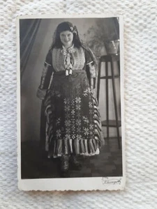  Disfraces folclóricos macedonios vintage de postal de 1942  - Imagen 1 de 2
