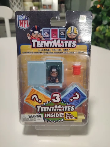 NFL Teenymates  Locker Room set of 3 Players Bench & Cooler  NEW Cover