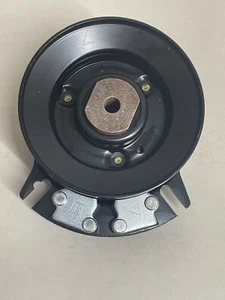 WARNER OEM UNIVERSAL ELECTRIC PTO CLUTCH 5217-6 REPLACES ARIENS SEARS CUB TORO - Picture 1 of 3