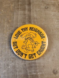 Ama il tuo vicino ma non farti prendere spilla coniglietto coniglio spilla arancione - Foto 1 di 4