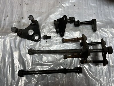 Suzuki GS550L 1982 motor pernos soportes accesorios de montaje Foto 1 de 4