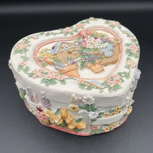 Heart Shaped Jewelry Box Hinged Lid With Mirror - Beautiful 3D Spring Motif - Picture 1 of 7