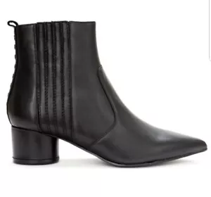 KENDALL & KYLIE Laila Leather Pull On Boots Black Womens Size USA 8M REF USS - Picture 1 of 7