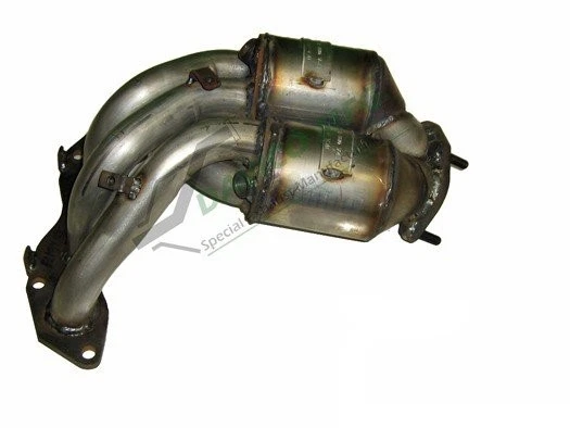 Exhaust Catalytic Converter Header Mitsubishi Eclipse 2.4L Year 2006-11 1555A084 - Image 1 of 1