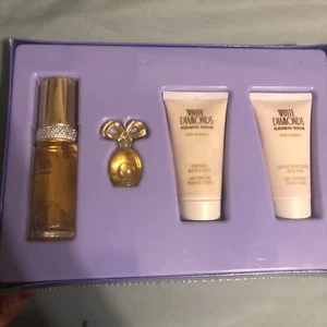Sealed Elizabeth Taylor White Diamonds 4 piece perfume gift set lotion body wash - Picture 1 of 7