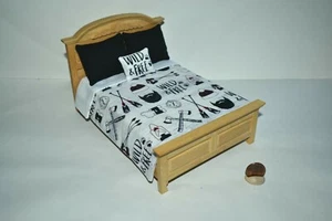 Miniature Dollhouse 1:12 Bedspread/Comforter w3 Pillows Handmade Wild & Free - Picture 1 of 5