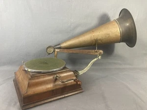 Grammofono Antico Ditta Bottali Brescia Primi Del 900 Campana Simile Fonografo - Imagen 1 de 19