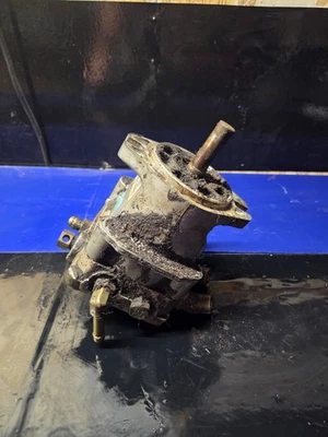 Bomba hidráulica Hustler Mini-Z ZTR giro cero pieza OEM 781062 Foto 1 de 4