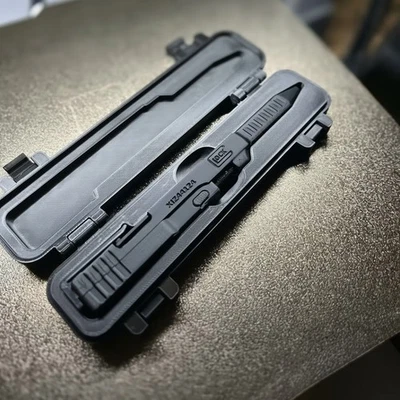 Glock Slide Action Pen and case – 3D Printed (black version ) 2025 - Image 1 of 4