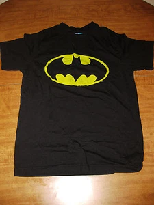 BATMAN classic logo youth lrg kids T shirt Dark Knight OLD NAVY DC Comics - Picture 1 of 1