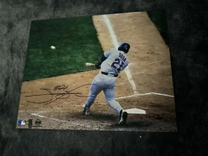 Sammy Sosa Signed Chicago Cubs 16x20 Photo (JSA) - Picture 1 of 1