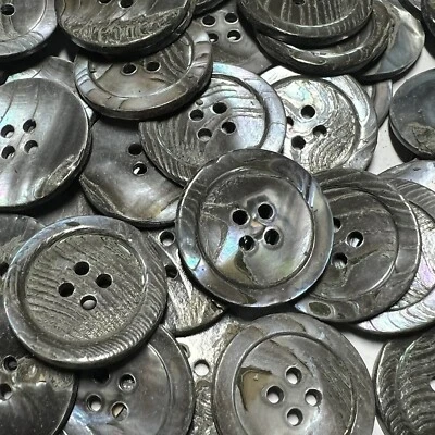 Rare "Zebra" Washibodo Shell Button Smoke/Rainbow w/Classic Rim 23mm,7/8" 4hole - Image 1 of 3