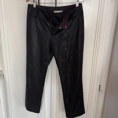 Alice + Olivia Women's Black Subtle Snake Pattern Cropped Pants Size 4 -25” ins - Image 1 of 4