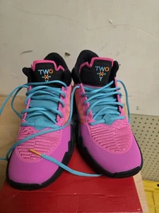 New Balance TWO WXY My City Hombres Talla 8.5 Rosa Negro Zapatos Atléticos Tenis - Imagen 1 de 5