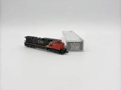 KATO - N - CN Canadian National - CC4-9W Diesel Loco #2503 - Train 176-3202 - Image 1 of 4