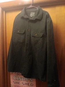 Camisa de lana verde Woolrich de colección, talla grande con bolsillos de botón. - Imagen 1 de 6