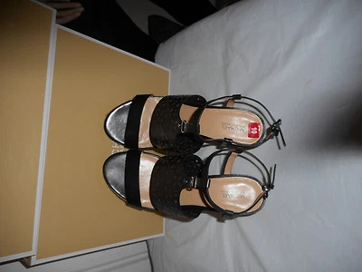 Michael Kors Darci WedgE zapatos de cuero negro EE. UU. 10m y 9,5m se venden por separado Foto 1 de 4