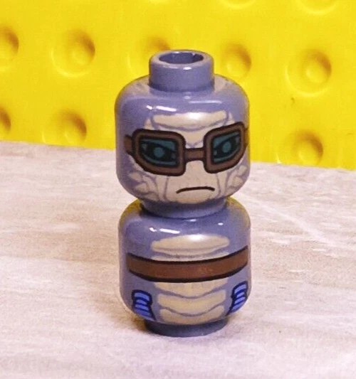 LEGO Minifigure Head Hondo Star Wars Alien Clone Wars Turtle Goggles Blue Lenses - Image 1 of 1