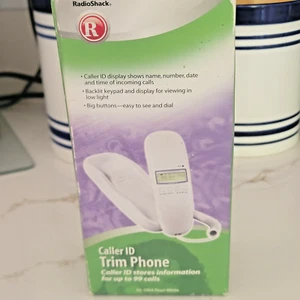 NIB Radio Shack Telefon ścienny Dzwoniący ID Wykończenie Telefon Perłowy biały 433904 Duże przyciski - Zdjęcie 1 z 8