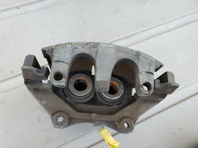 PINZA FRENO DELANTERO IZQUIERDO MERCEDES W202 C43 CLK55 E55 AMG 1998-2002  Foto 1 de 4