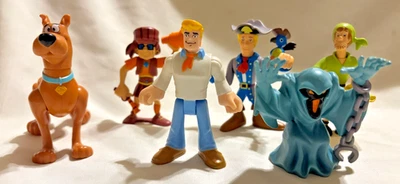 Scooby Doo And The Gang & Villian Pirate - Фигурки Hanna Barbera - Отдельные Различные - Изображение 1 из 4