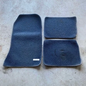 Juego de 3 alfombrillas delanteras y traseras azules mercedes-benz w124 - Imagen 1 de 12