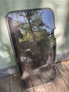 1987 - 1995 Nissan D21 Pickup / Pathfinder Sun Moon Roof Glass Panel Pop Up - Picture 1 of 3