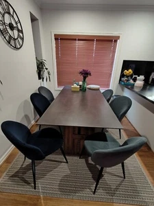used furniture dining tables and chairs - Picture 1 of 7