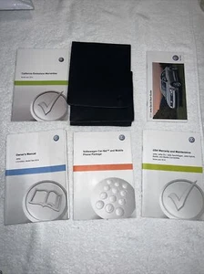 2014 Volkswagen Jetta Owners Manual Set with Leather Case - Picture 1 of 10