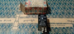 NOS Audi 80 coupé S4, S6 relay module 349 8A0927826 - Imagen 1 de 2