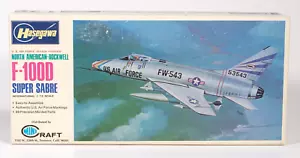 Modellino aereo vintage Hasegawa/Minicraft F-100D Super Sabre in plastica 1/72 sigillato - Foto 1 di 10